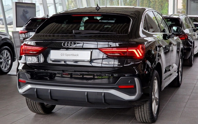 Audi Q3 Sportback cena 240700 przebieg: 10, rok produkcji 2024 z Łęknica małe 781